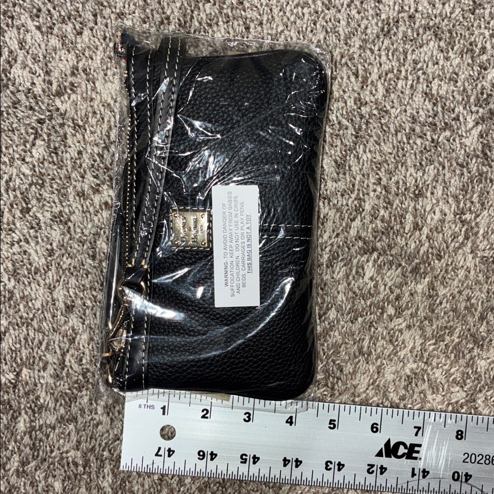Dooney & Bourke Large Slim Wristlet (black) - Picture 5 of 8